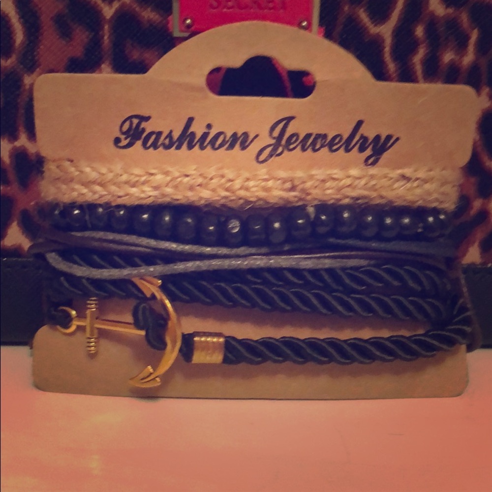Boho jewelry lot of 4